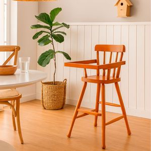 Cadeira Alta para Refeição Infantil em Madeira Amêndoa Marin Brasil