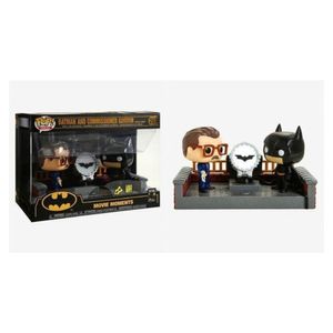 Funko Pop 291 Batman and Commissioner Gordon with Light Up Bat Signal